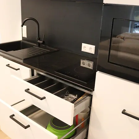 Comfort Self Checkin Apartament *